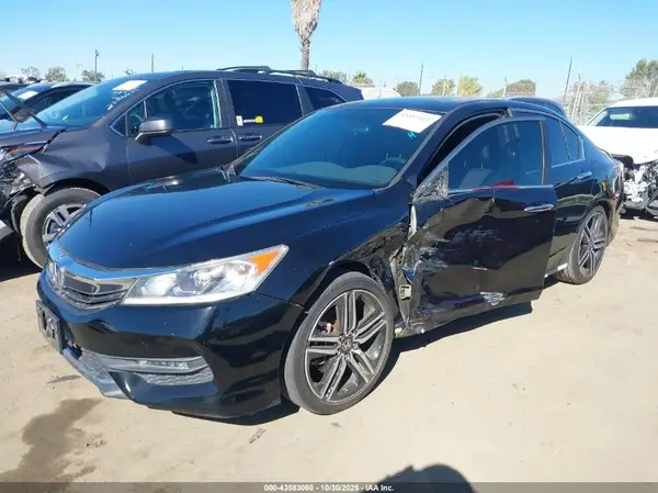 1HGCR2F50HA256101 2017 HONDA ACCORD - Image 2