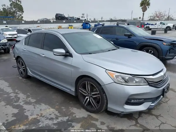 1HGCR2F50HA261511 2017 HONDA ACCORD - Image 1