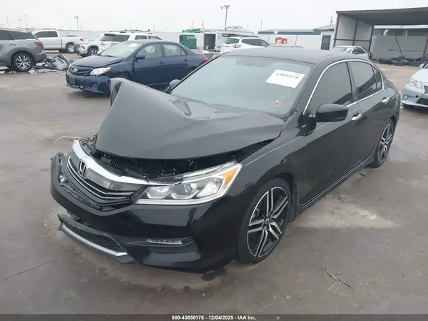 1HGCR2F50HA262934 2017 HONDA ACCORD - Image 2