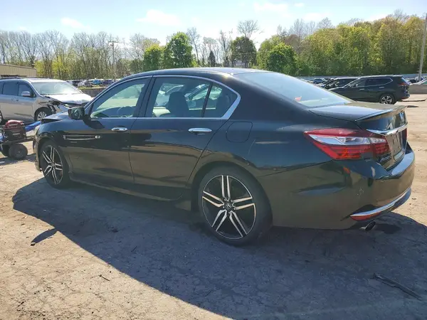 1HGCR2F50HA268927 2017 HONDA ACCORD - Image 2