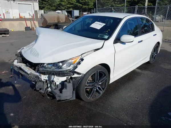1HGCR2F50HA273464 2017 HONDA ACCORD - Image 2