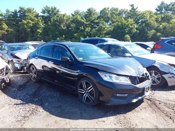 1HGCR2F50HA275943 2017 HONDA ACCORD - Image 1