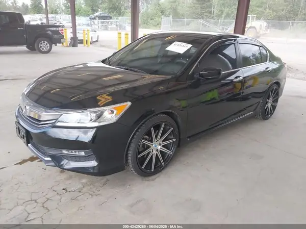 1HGCR2F50HA279524 2017 HONDA ACCORD - Image 2