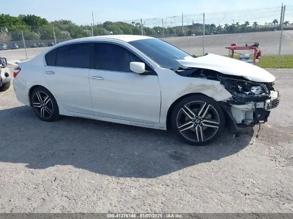 1HGCR2F50HA281936 2017 HONDA ACCORD - Image 1