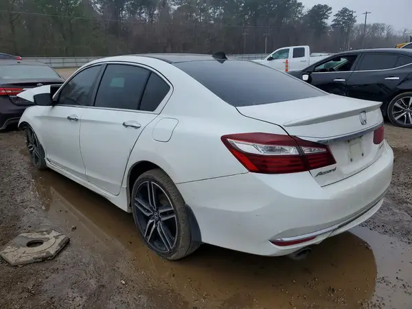 1HGCR2F50HA285405 2017 HONDA ACCORD - Image 2