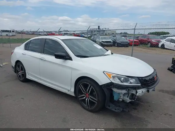 1HGCR2F50HA292452 2017 HONDA ACCORD - Image 1