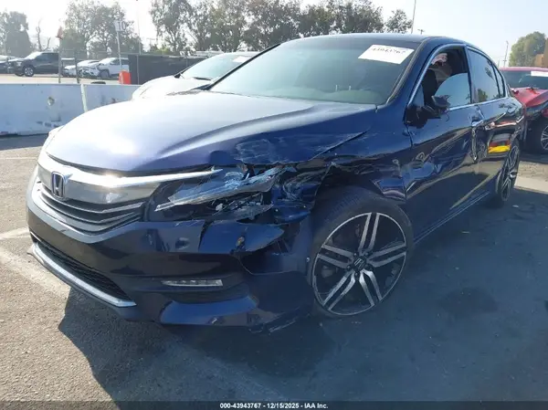1HGCR2F50HA297134 2017 HONDA ACCORD - Image 2