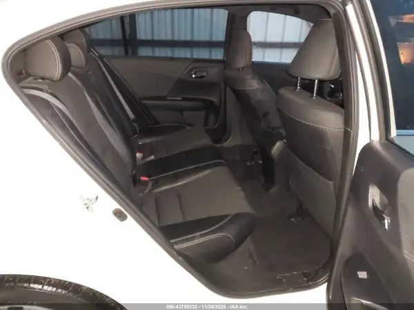 1HGCR2F50HA300095 2017 HONDA ACCORD - Image 8