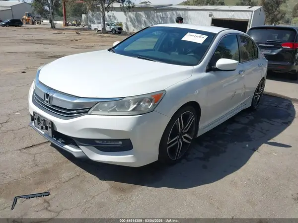 1HGCR2F51GA019566 2016 HONDA ACCORD - Image 2
