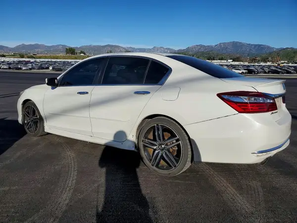 1HGCR2F51GA027859 2016 HONDA ACCORD - Image 2