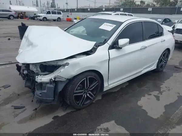 1HGCR2F51GA057024 2016 HONDA ACCORD - Image 2