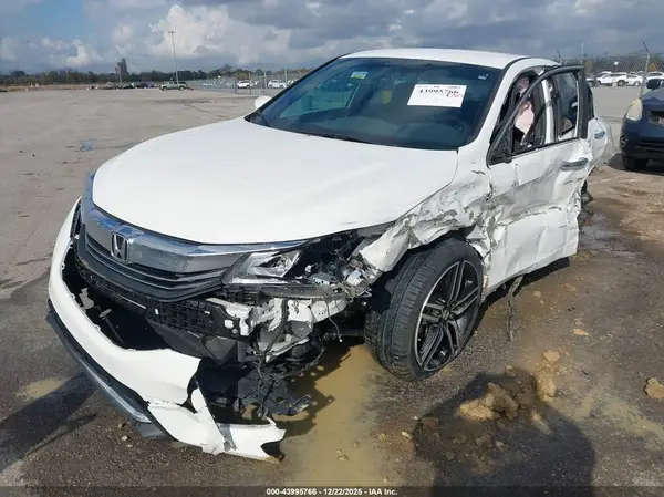 1HGCR2F51GA089357 2016 HONDA ACCORD - Image 2