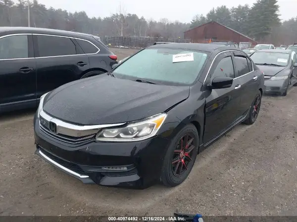 1HGCR2F51GA107808 2016 HONDA ACCORD - Image 2