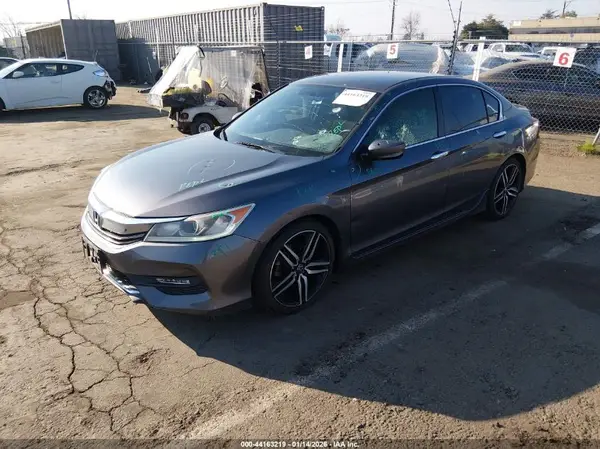 1HGCR2F51GA114533 2016 HONDA ACCORD - Image 2