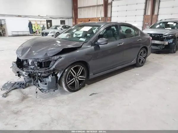 1HGCR2F51GA115911 2016 HONDA ACCORD - Image 2