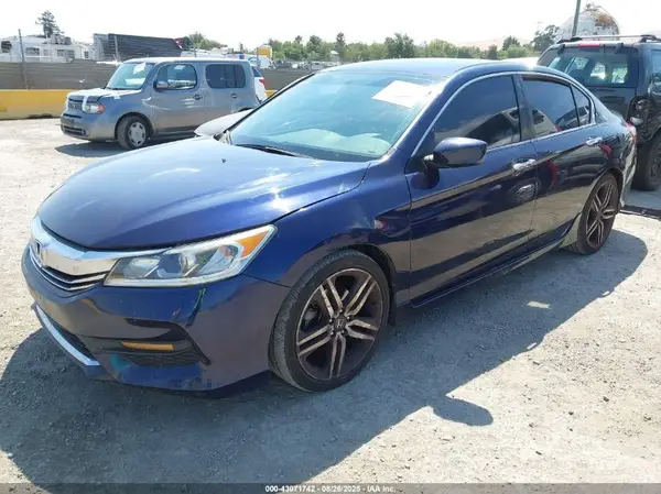 1HGCR2F51GA139822 2016 HONDA ACCORD - Image 2
