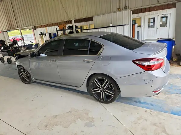 1HGCR2F51GA171475 2016 HONDA ACCORD - Image 2