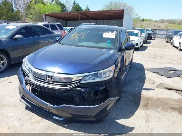 1HGCR2F51GA174456 2016 HONDA ACCORD - Image 2