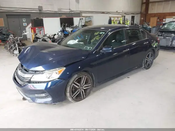 1HGCR2F51GA216673 2016 HONDA ACCORD - Image 2