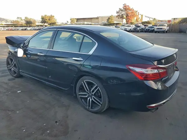 1HGCR2F51GA231884 2016 HONDA ACCORD - Image 2