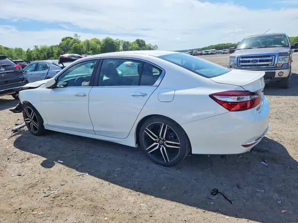 1HGCR2F51GA241718 2016 HONDA ACCORD - Image 2