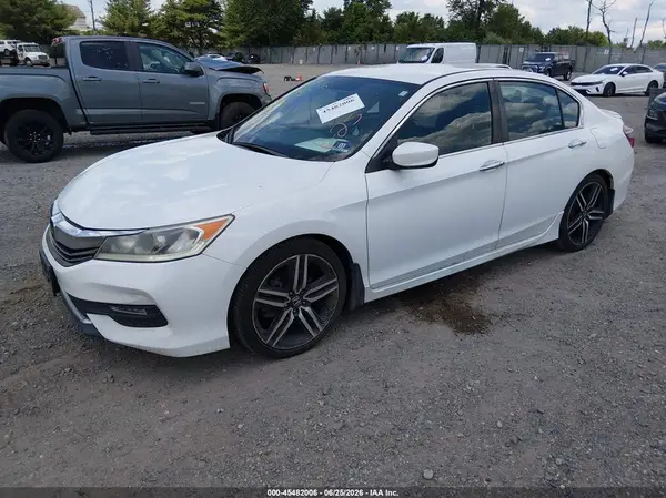 1HGCR2F51HA014840 2017 HONDA ACCORD - Image 2