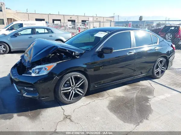 1HGCR2F51HA017169 2017 HONDA ACCORD - Image 2