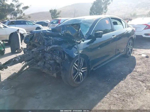 1HGCR2F51HA021836 2017 HONDA ACCORD - Image 2