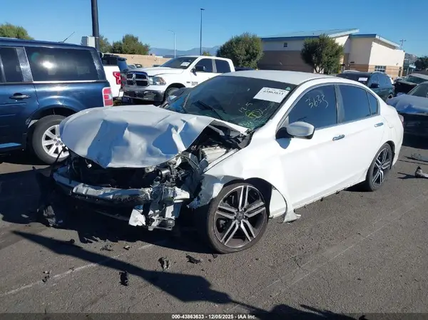 1HGCR2F51HA029421 2017 HONDA ACCORD - Image 2