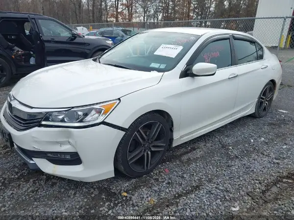 1HGCR2F51HA066100 2017 HONDA ACCORD - Image 2