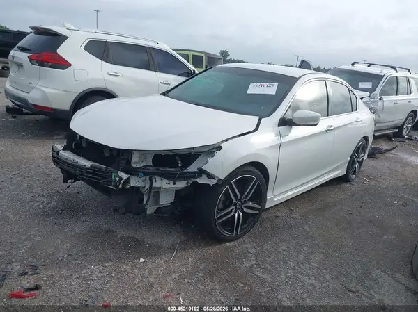 1HGCR2F51HA072186 2017 HONDA ACCORD - Image 2