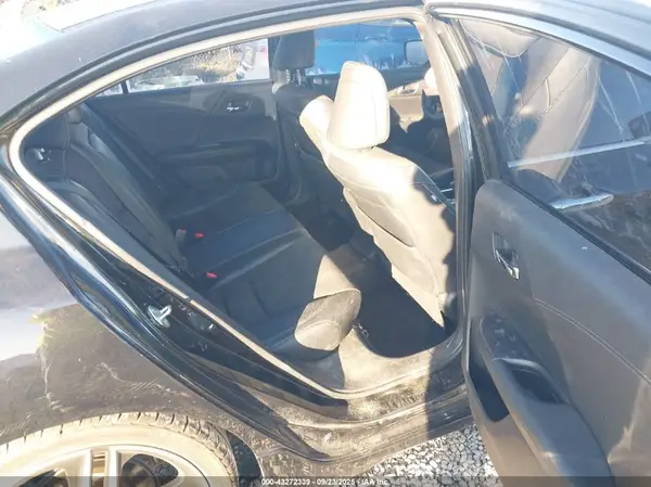 1HGCR2F51HA072379 2017 HONDA ACCORD - Image 8