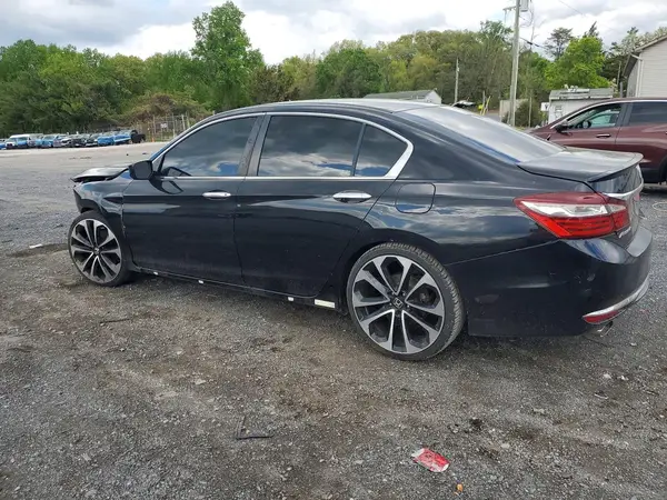 1HGCR2F51HA082703 2017 HONDA ACCORD - Image 2