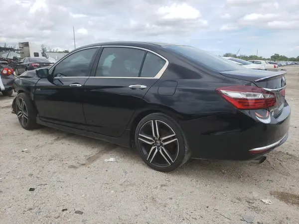 1HGCR2F51HA083723 2017 HONDA ACCORD - Image 2