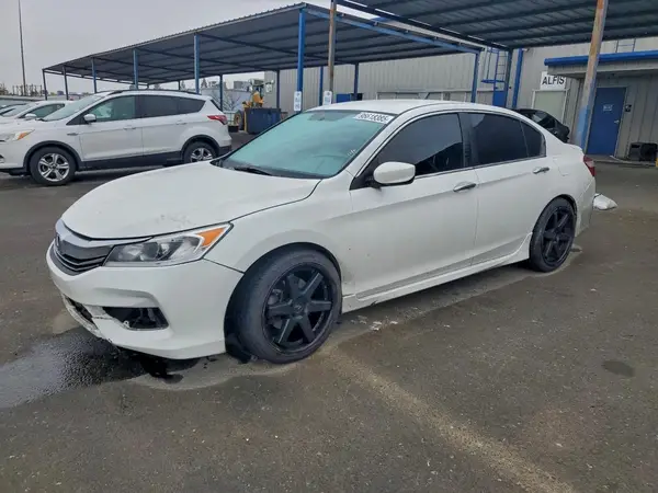 1HGCR2F51HA096214 2017 HONDA ACCORD - Image 1