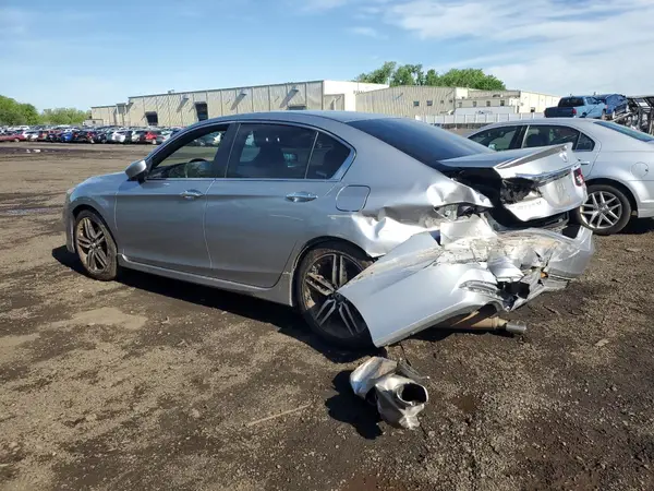 1HGCR2F51HA124917 2017 HONDA ACCORD - Image 2