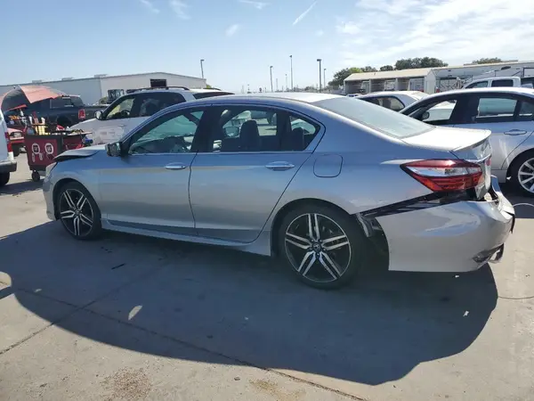 1HGCR2F51HA137277 2017 HONDA ACCORD - Image 2