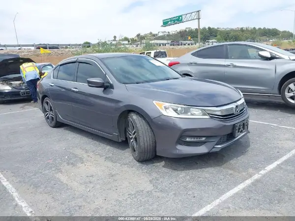 1HGCR2F51HA139630 2017 HONDA ACCORD - Image 1