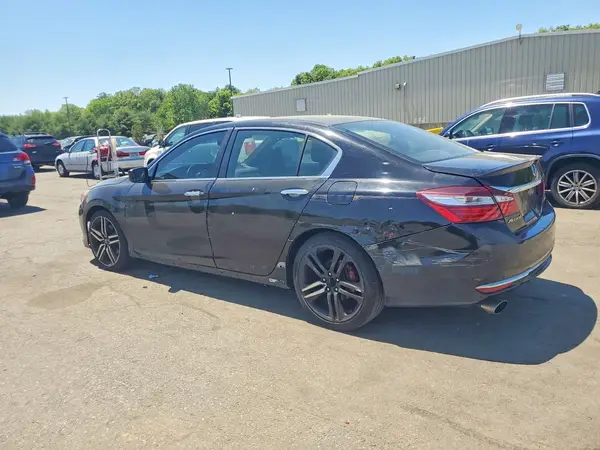 1HGCR2F51HA142088 2017 HONDA ACCORD - Image 2