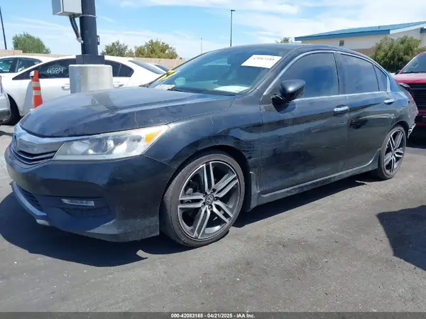 1HGCR2F51HA145928 2017 HONDA ACCORD - Image 2