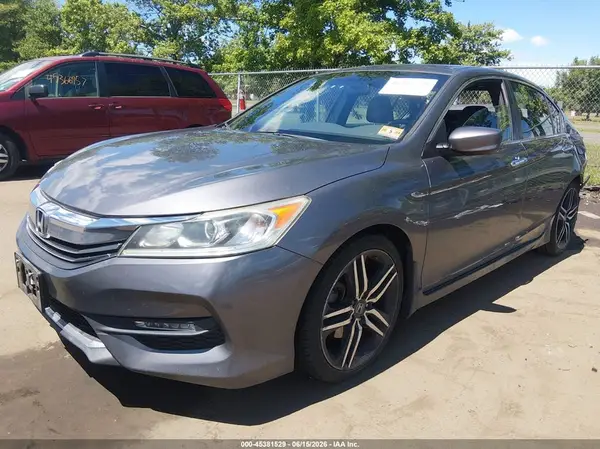 1HGCR2F51HA146318 2017 HONDA ACCORD - Image 2