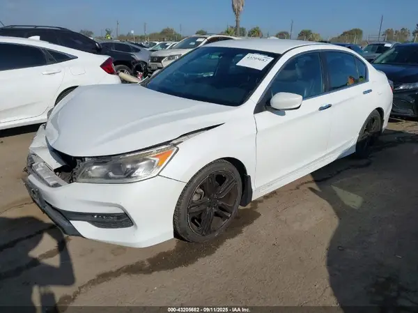1HGCR2F51HA148988 2017 HONDA ACCORD - Image 2