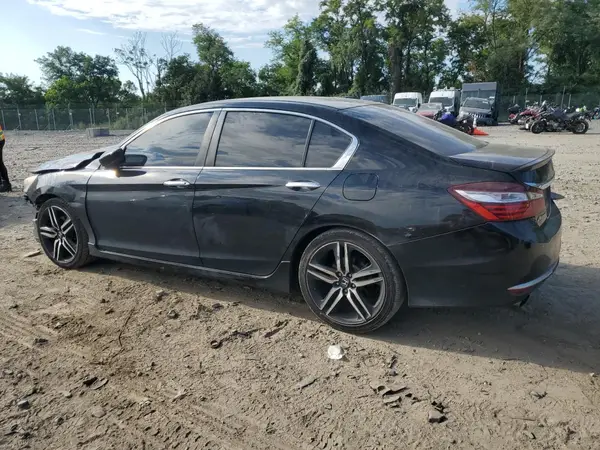 1HGCR2F51HA158131 2017 HONDA ACCORD - Image 2