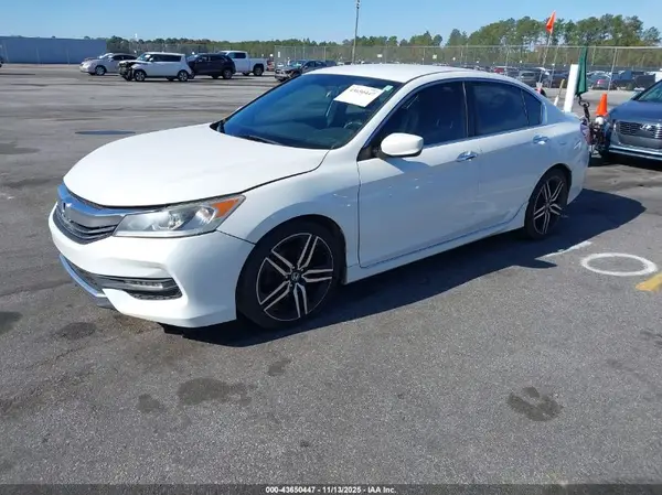 1HGCR2F51HA159277 2017 HONDA ACCORD - Image 2