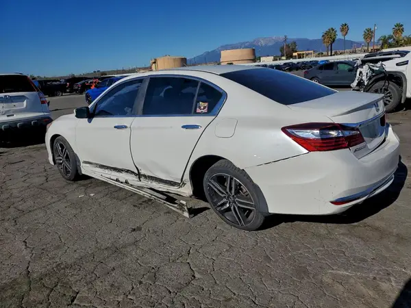 1HGCR2F51HA169906 2017 HONDA ACCORD - Image 2