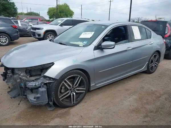 1HGCR2F51HA171350 2017 HONDA ACCORD - Image 2
