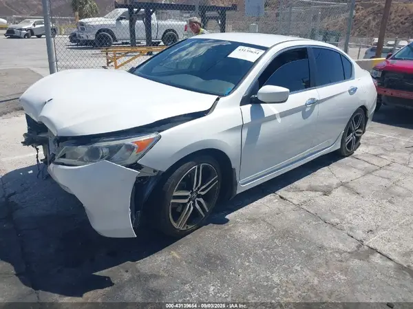 1HGCR2F51HA179545 2017 HONDA ACCORD - Image 2