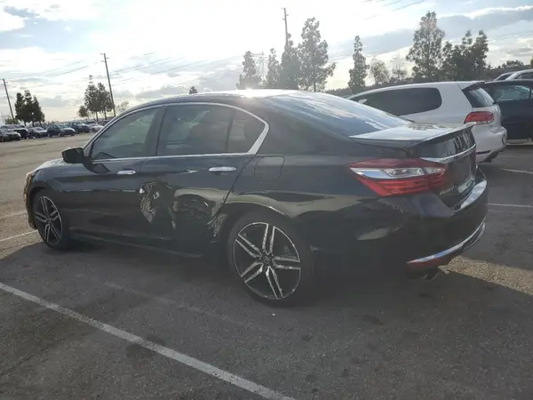 1HGCR2F51HA190285 2017 HONDA ACCORD - Image 2