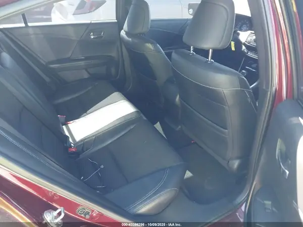 1HGCR2F51HA192716 2017 HONDA ACCORD - Image 8