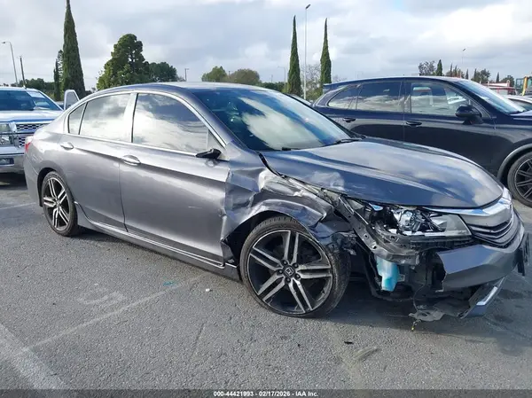 1HGCR2F51HA199407 2017 HONDA ACCORD - Image 1